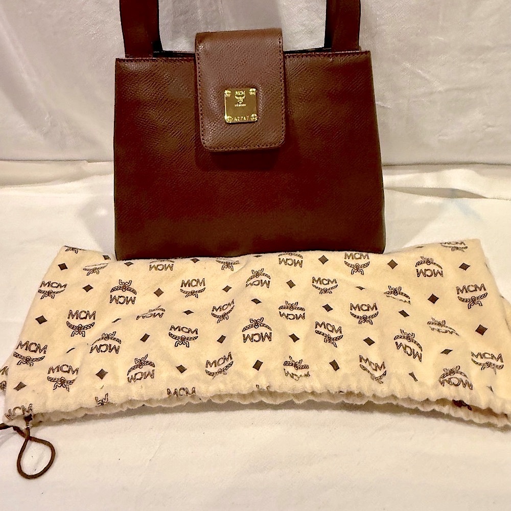 Spectacular Vintage MCM Shoulder Bag In Rich Brown Leather With Gold Hardware - Picture 1 of 12